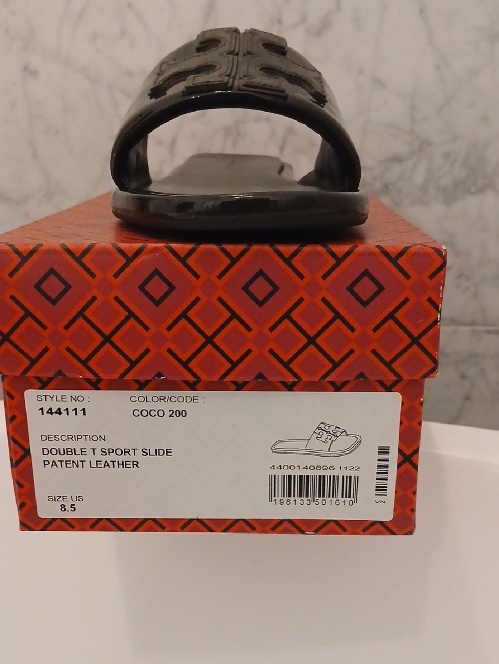 AUTHENTIC/REAL Tory Burch Patent Leather Double T Sport Slide - Brown